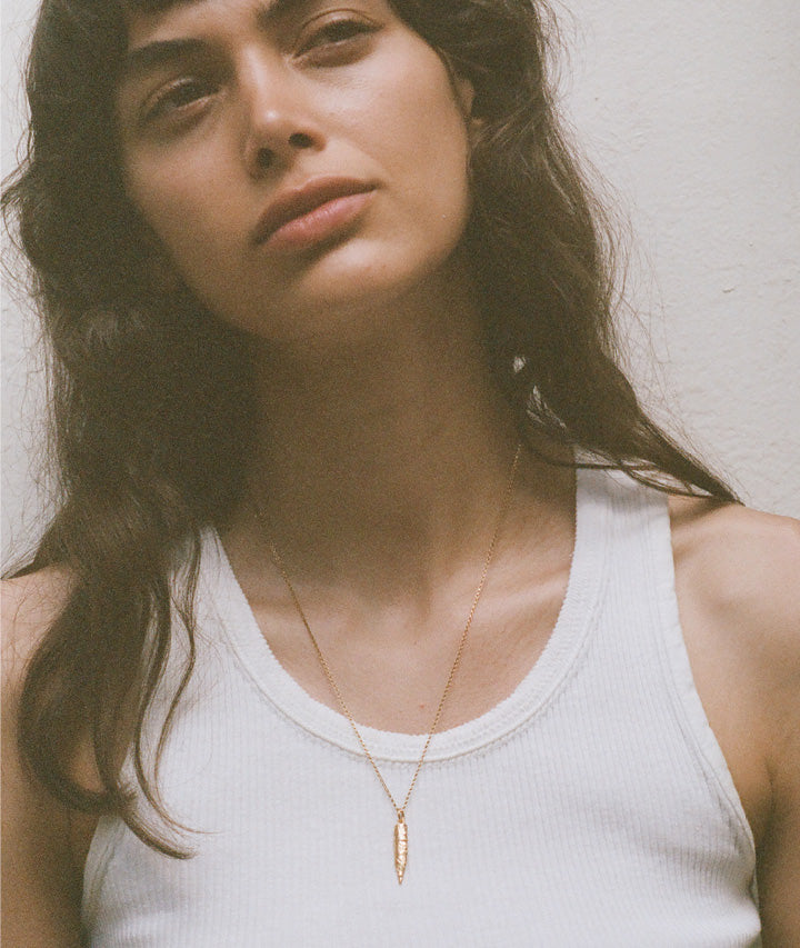 【関税込み】Alighieri ゴールド The Mini Annotator ネックレス The Mini Annotator Necklace – Alighieri