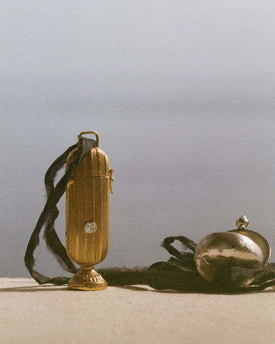 The Ridges of Time Diamond Flask
