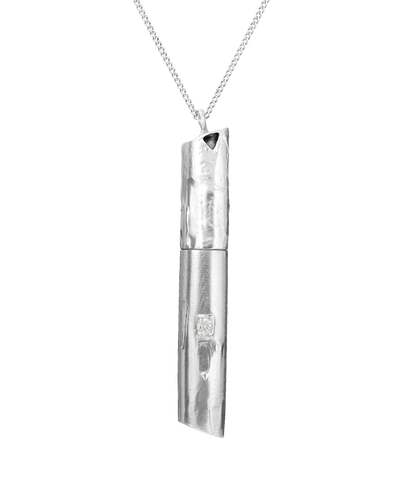 The Delfino Diamond Flask