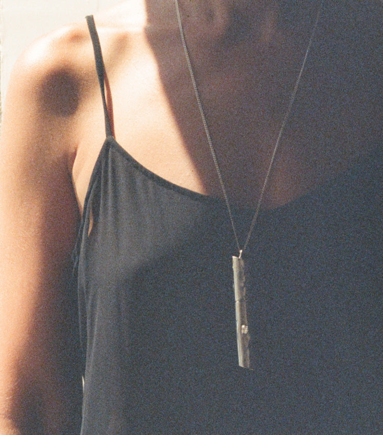 The Delfino Diamond Flask