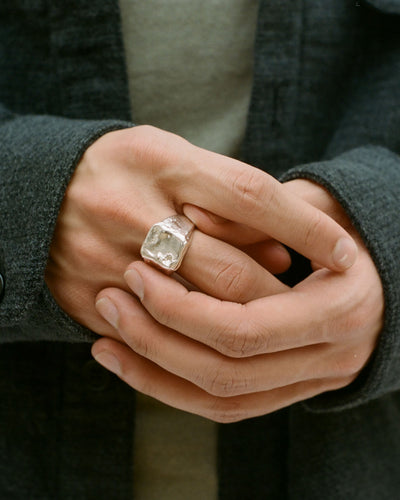 model wearing alighieri men's jewellery sterling silver textured signet ring
